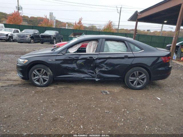 Volkswagen Jetta Image 10