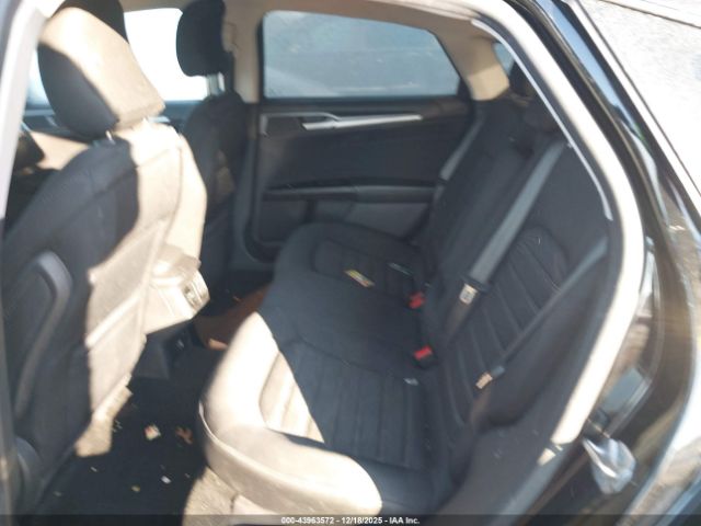 Ford Fusion Se Image 4