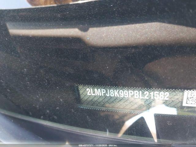 Lincoln Nautilus Reserve Image 15