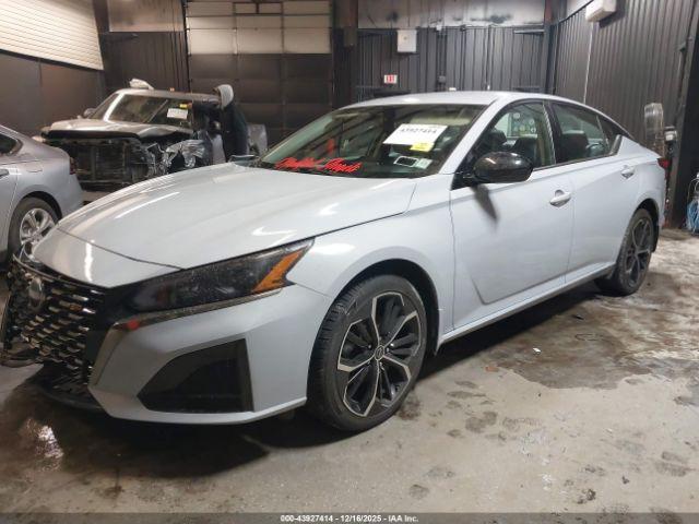 Nissan Altima Sr Intelligent Awd Image 4