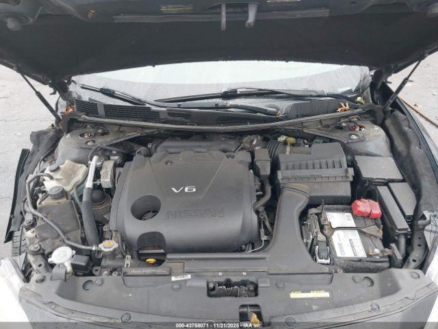 Nissan Maxima 3.5 Sv Image 11