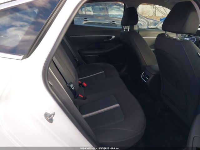 Hyundai SONATA Sel Image 8