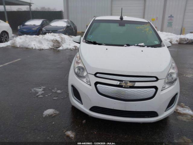 Chevrolet Spark 1lt Image 11