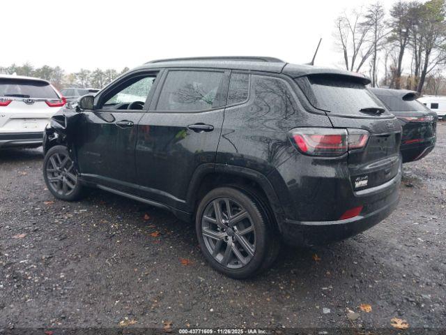 Jeep Compass Limited 4x4 Image 7