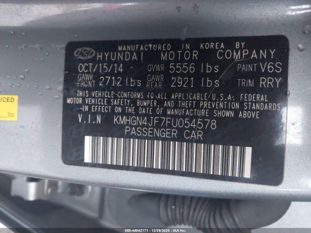 Hyundai Genesis 5.0 Image 16