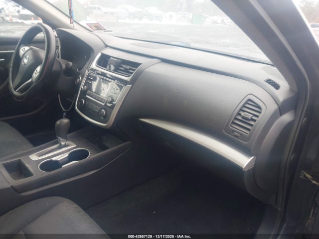 Nissan Altima 2.5 S Image 4