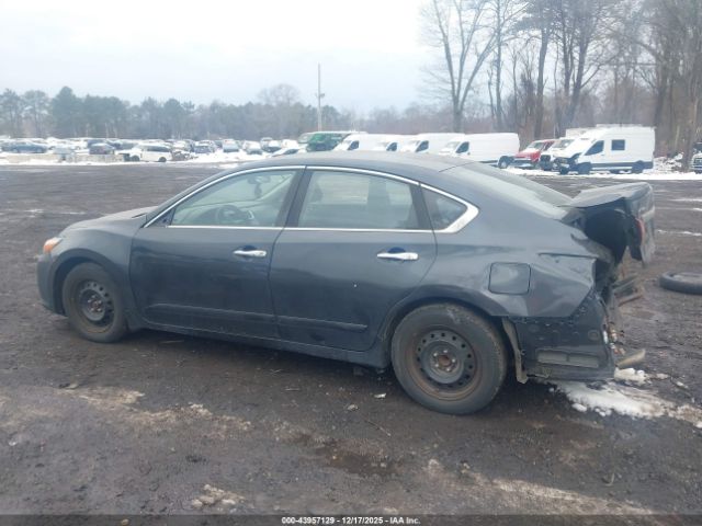 Nissan Altima 2.5 S Image 2