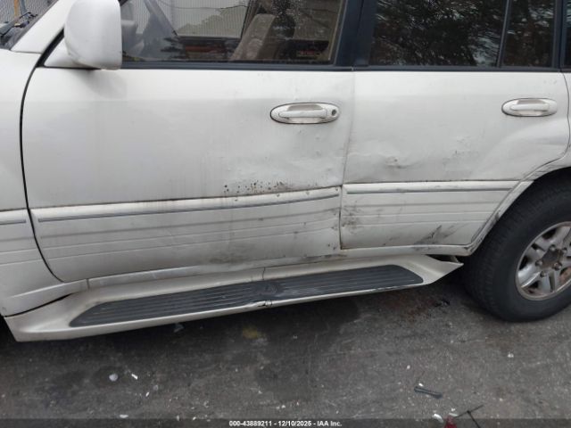 Lexus LX 470 Image 9