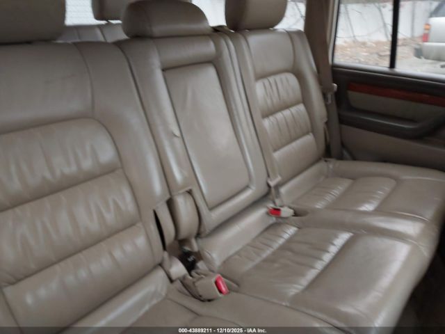 Lexus LX 470 Image 8