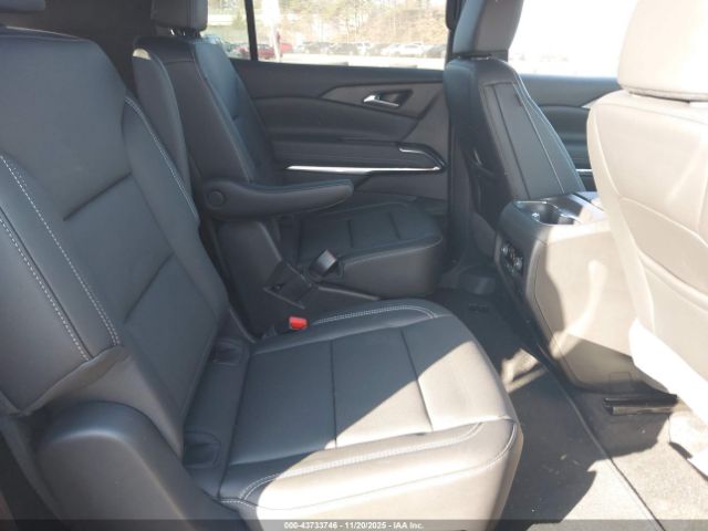 Chevrolet Traverse Awd Lt Image 9