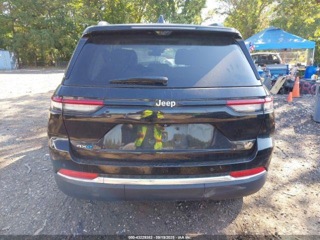 Jeep Grand Cherokee Image 11