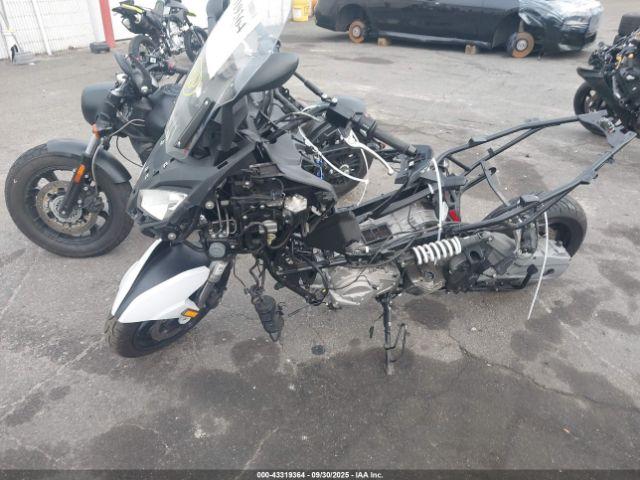 BMW C650 Sport Image 8