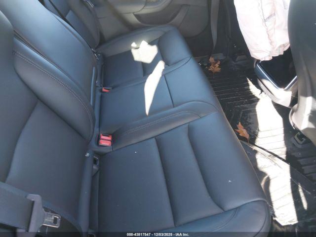 Tesla Model S Image 6