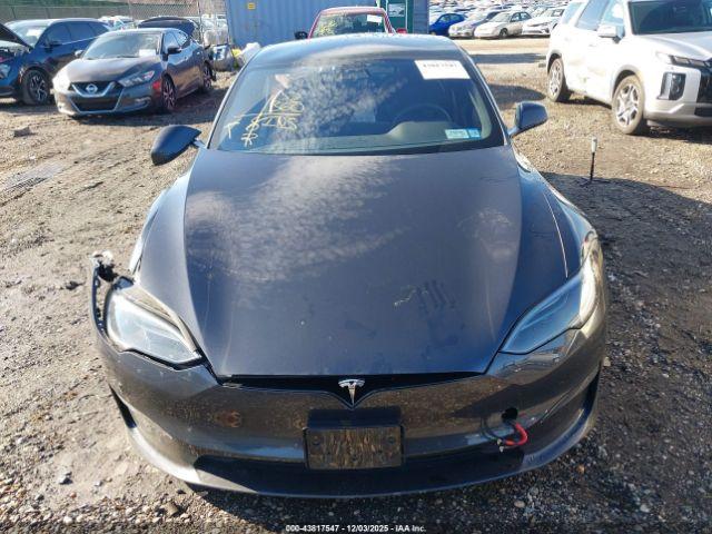 Tesla Model S Image 13