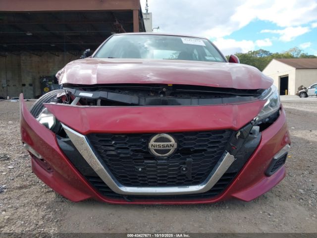 Nissan Altima Sv Intelligent Awd Image 4