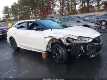  Salvage Nissan Maxima