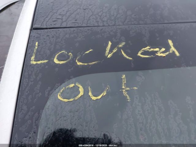 Tesla Model 3 Image 2