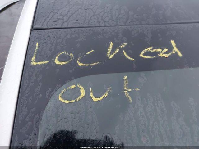 Tesla Model 3 Image 2