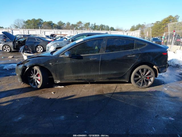 Tesla Model 3 Performance Dual Motor All-wheel Drive Image 15