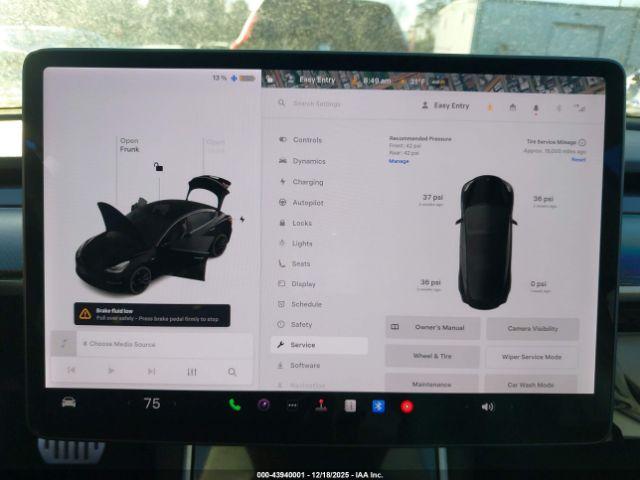 Tesla Model 3 Performance Dual Motor All-wheel Drive Image 18