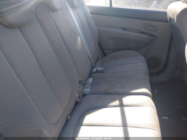 Kia Rondo Lx V6 Image 11