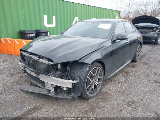 Mercedes-Benz C-Class Sedan Image 16