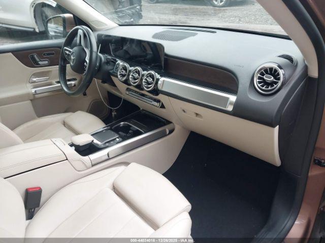 Mercedes-Benz GLB 4matic Image 9