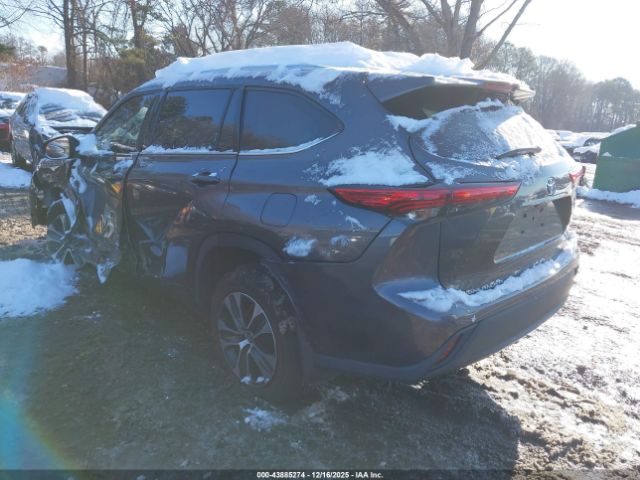 Toyota Highlander Xle Image 8