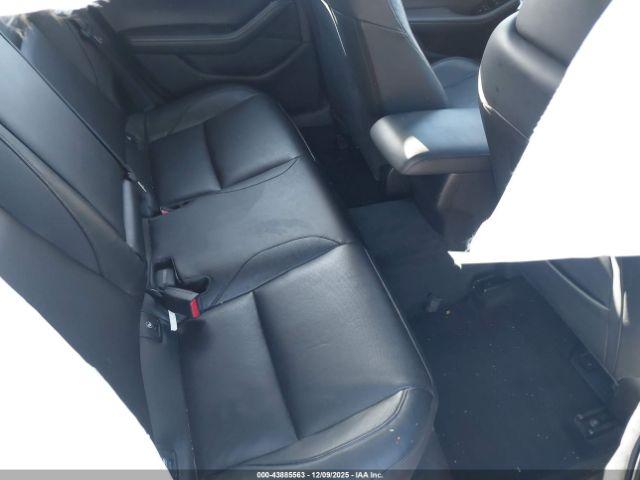 Mazda Mazda3 Premium Package Image 8