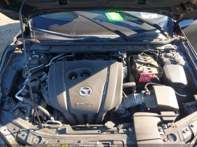 Mazda Mazda3 Premium Package Image 5