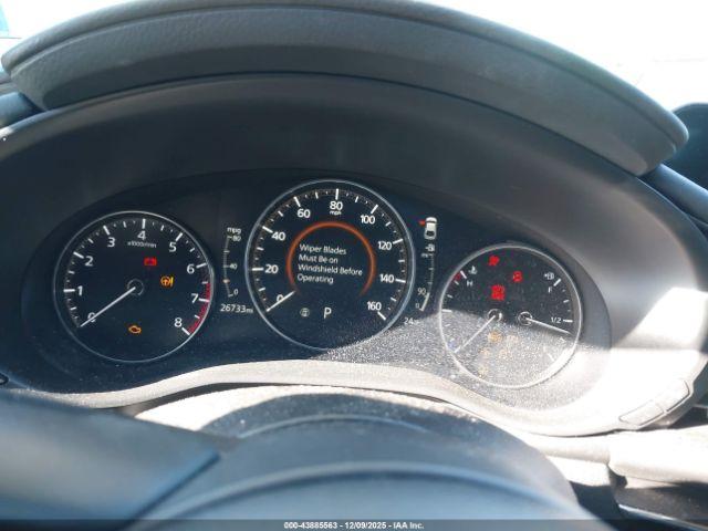 Mazda Mazda3 Premium Package Image 16