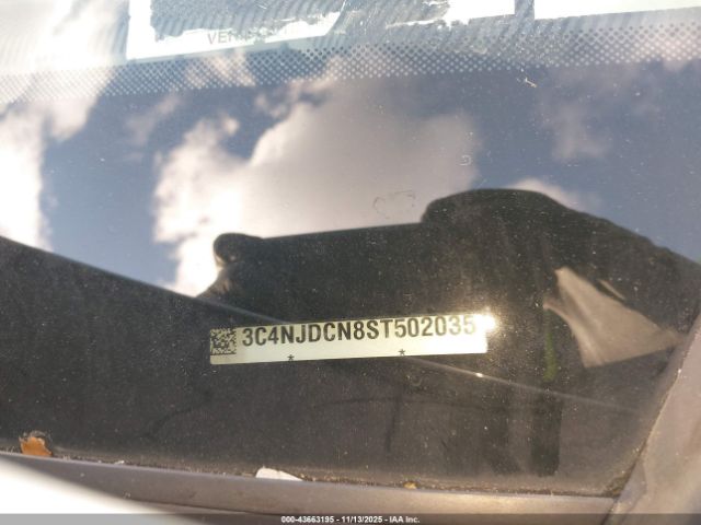 Jeep Compass Limited 4x4 Image 12