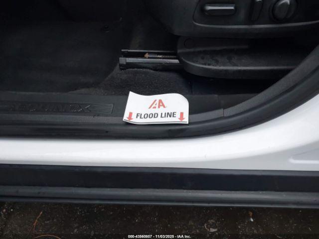 Chevrolet Equinox Awd Lt 1.5l Turbo Image 2