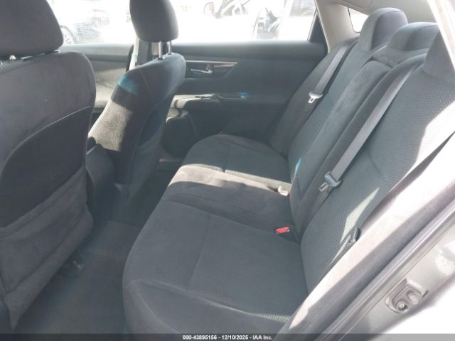 Nissan Altima 2.5 S Image 10