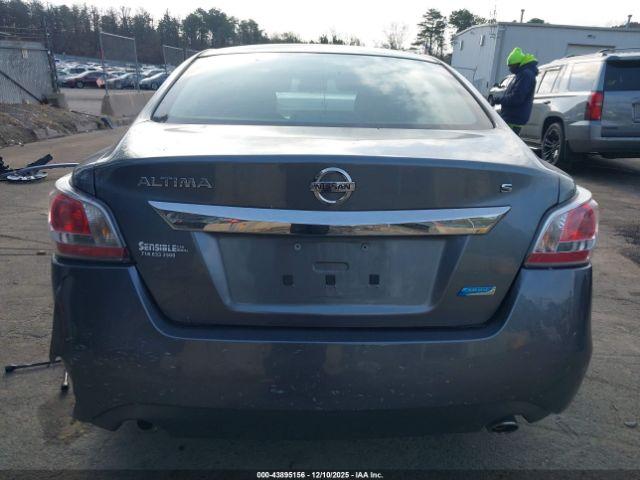 Nissan Altima 2.5 S Image 4