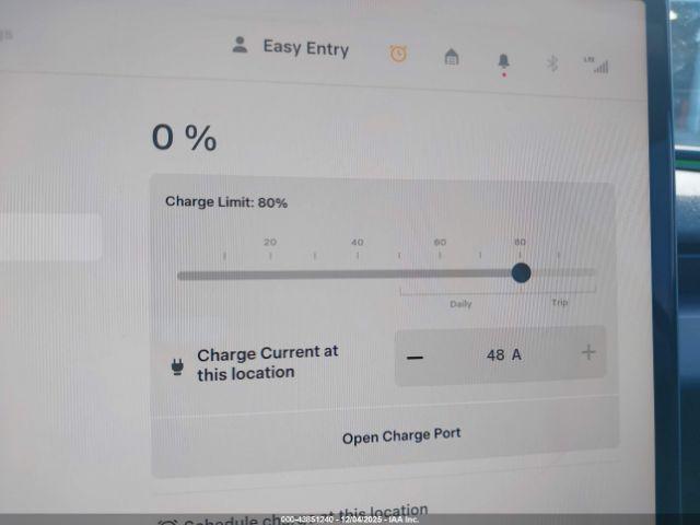 Tesla Model 3 Image 14