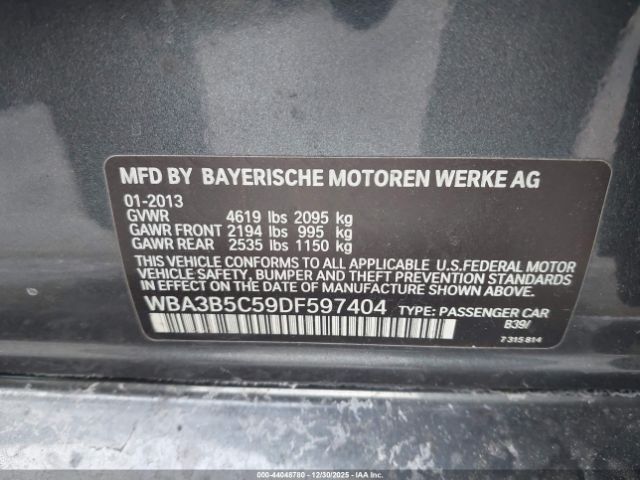 BMW 3 Series Xdrive Image 16