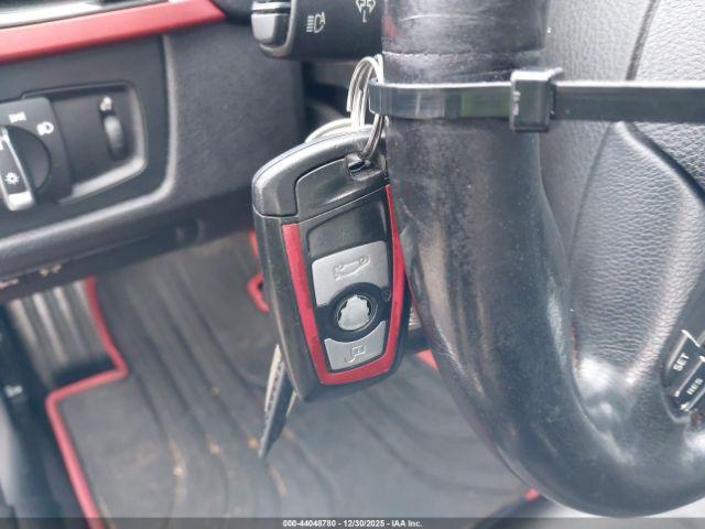 BMW 3 Series Xdrive Image 9