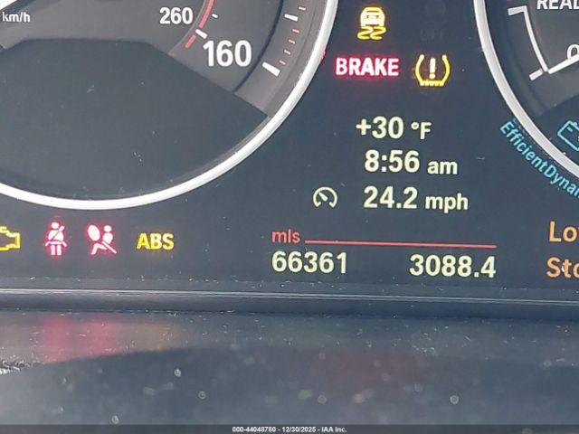 BMW 3 Series Xdrive Image 12