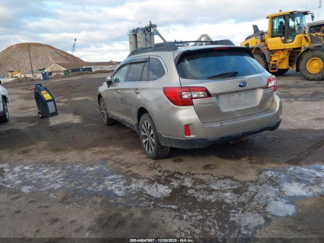 Subaru Outback 2.5i Limited Image 10