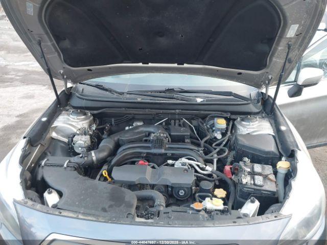 Subaru Outback 2.5i Limited Image 3