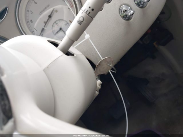 Nissan Figaro Image 15