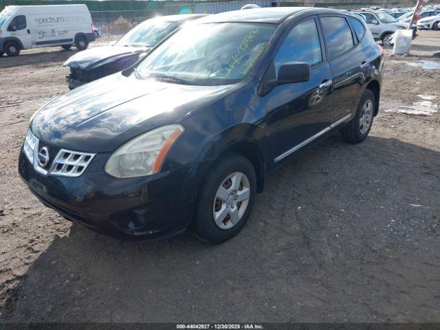 Nissan Rogue S Image 4