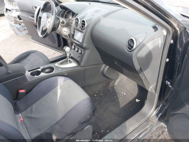 Nissan Rogue S Image 9