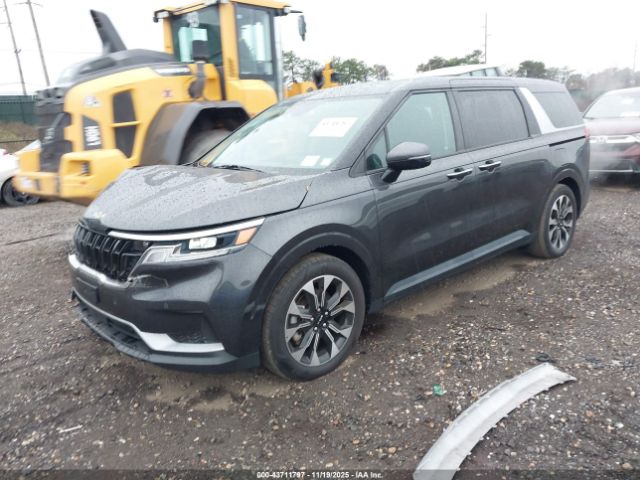 Kia Carnival Ex Image 2