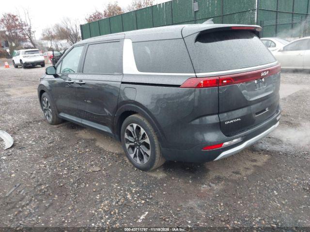Kia Carnival Ex Image 5