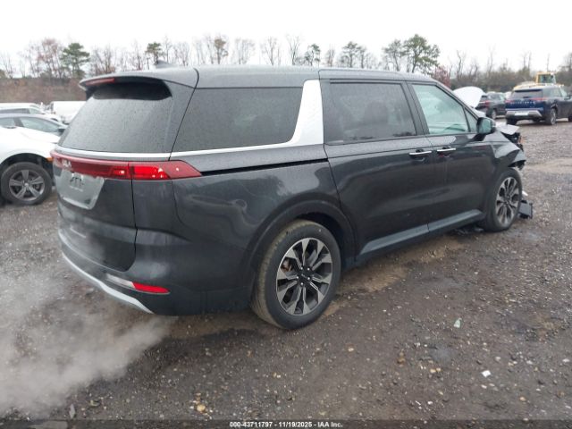 Kia Carnival Ex Image 3