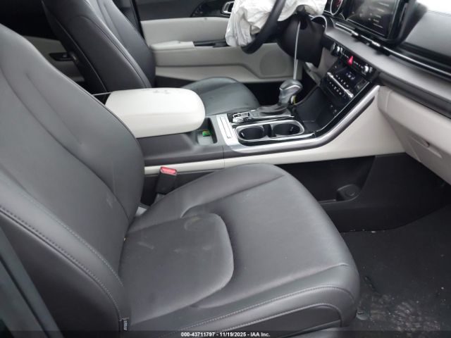 Kia Carnival Ex Image 4