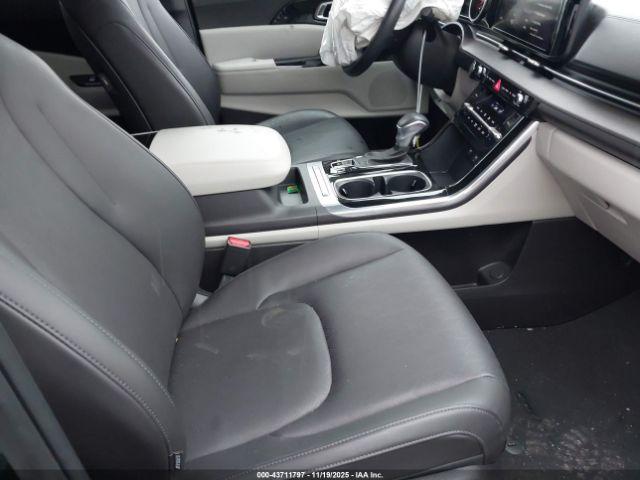 Kia Carnival Ex Image 4