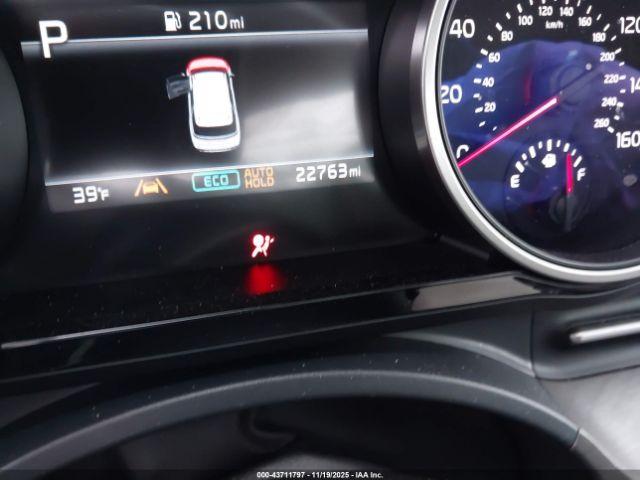 Kia Carnival Ex Image 16